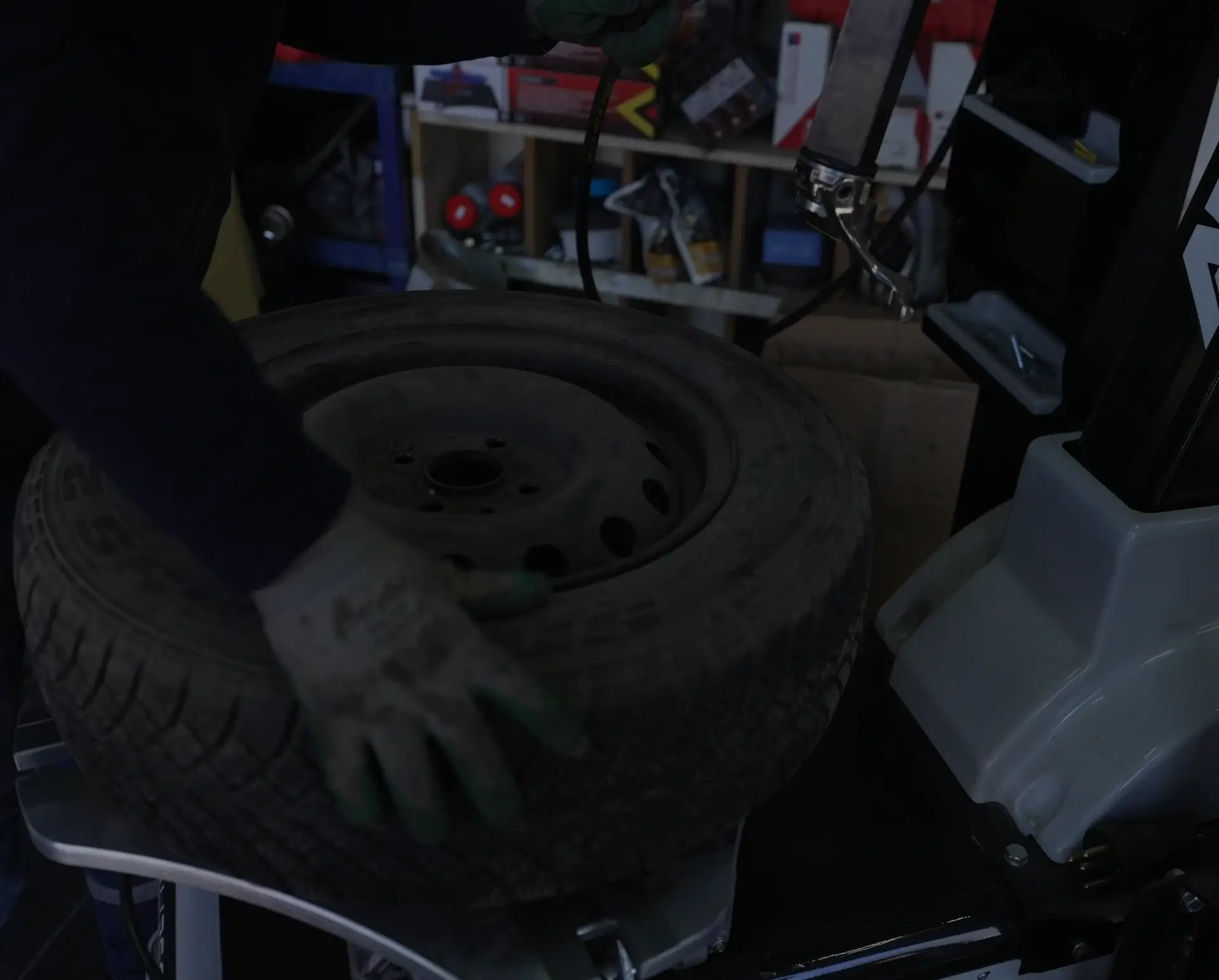 Yerinde Lastik Tamiri ve Yedekleme Hizmeti